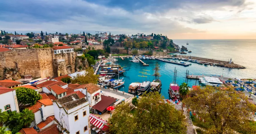 Antalya İstanbul Uçak Bileti