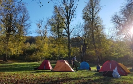Dolunayda Kamp